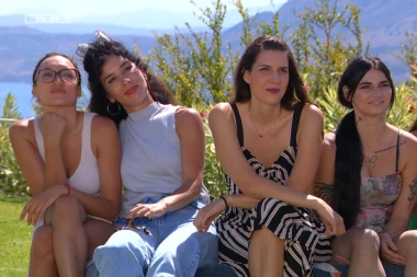 Ruža razdora: Ukrasti spoj ili sačuvati mir u vili?