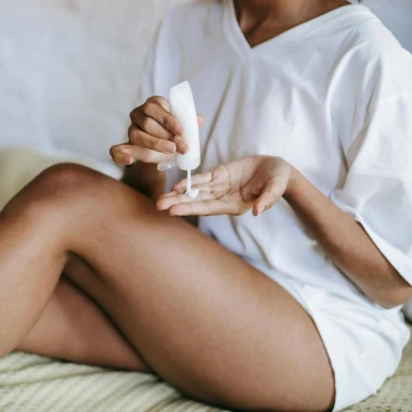 Retinol za tijelo: Sve &scaron;to morate znati prije nego ga uključite u rutinu