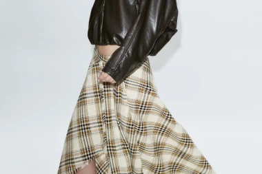 Karirani uzorak se vratio: Ove suknje nosimo i u proljeće