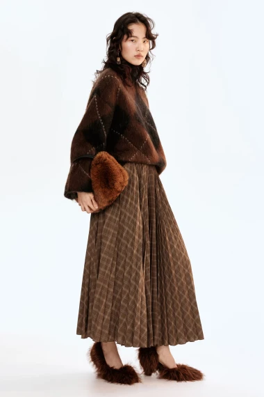 Karirani uzorak se vratio: Ove suknje nosimo i u proljeće