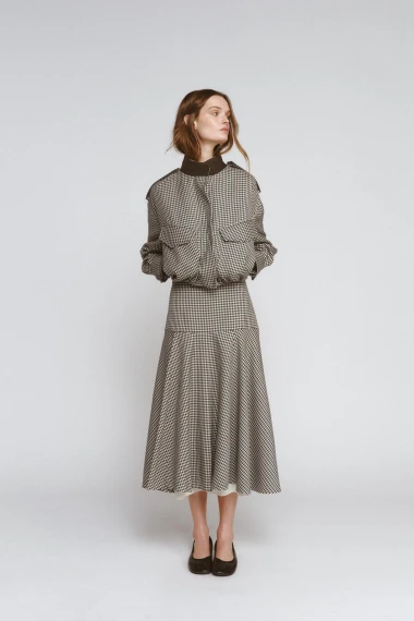 Karirani uzorak se vratio: Ove suknje nosimo i u proljeće