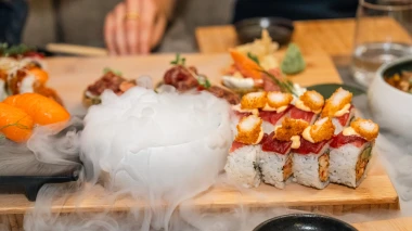 Večera za dvoje kao mali ritual bliskosti uz savr&scaron;eno osmi&scaron;ljene okuse