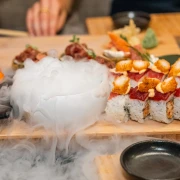 Večera za dvoje kao mali ritual bliskosti uz savr&scaron;eno osmi&scaron;ljene okuse