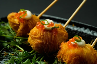 Večera za dvoje kao mali ritual bliskosti uz savr&scaron;eno osmi&scaron;ljene okuse