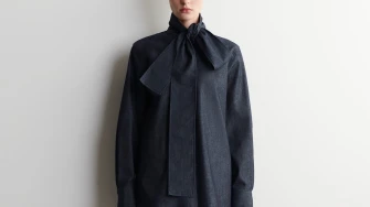 Zaboravi svijetli denim - tamni traper vraća se u velikom stilu na modnu scenu