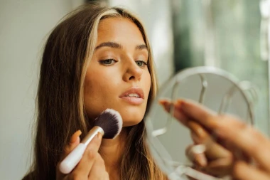 Ovi drogerijski puderi imaju kultni status: Koji je tvoj favorit?