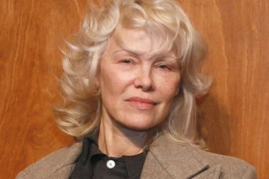 Pamela Anderson nastavlja svoju misiju bez &scaron;minke: Pokazala prirodnu ljepotu na Tjednu mode