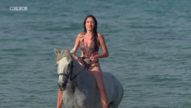 Vruće na Kreti! Ovako kandidatkinje 'Gospodina Savr&scaron;enog' uživaju u moru i spojevima