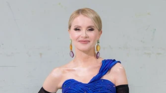 Probudila uspomene: Danijela Martinović zapjevala na Dori u istoj haljini kao prije 28 godina