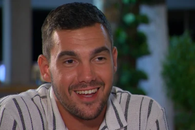 Emocije ključaju! Djevojke zbog Savr&scaron;enih pokazuju novo lice: 'Vratila se zaljubljena'