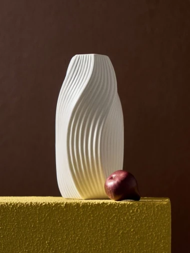 Mali dekor, veliki efekt: Najljep&scaron;e vaze za proljetno uređenje doma