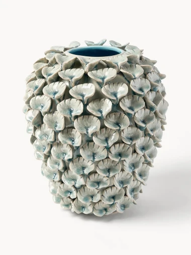 Mali dekor, veliki efekt: Najljep&scaron;e vaze za proljetno uređenje doma