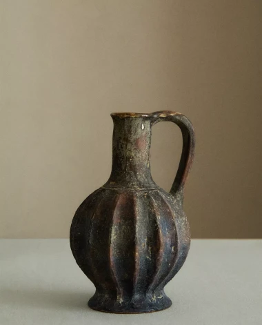 Mali dekor, veliki efekt: Najljep&scaron;e vaze za proljetno uređenje doma