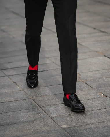 Mu&scaron;karac kojem ne možemo odoljeti: Vrag je u detaljima - i to crvenim