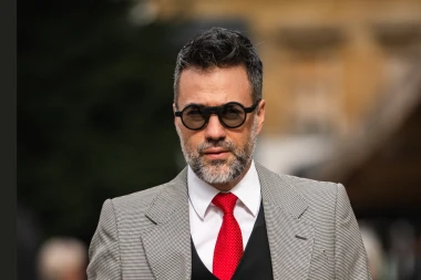 Mu&scaron;karac kojem ne možemo odoljeti: Vrag je u detaljima - i to crvenim