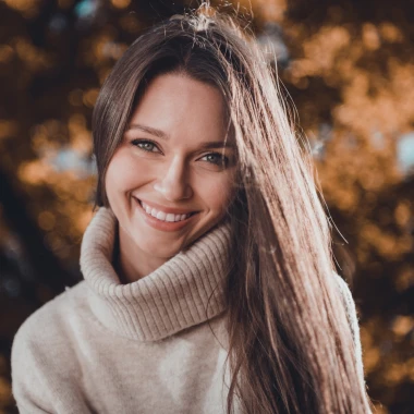 Kako spriječiti opadanje kose: Vodič kroz prehranu i pravilnu njegu