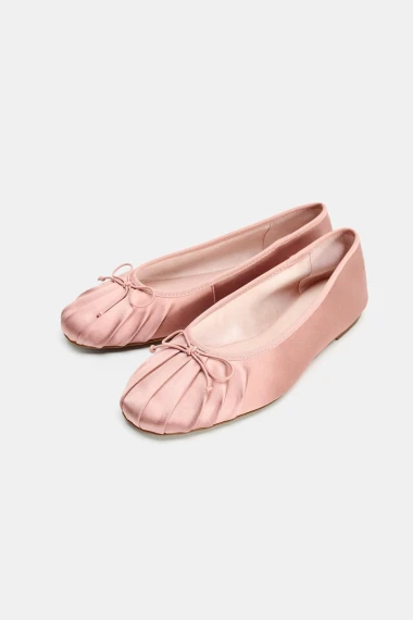 Najljep&scaron;a obuća za toplije dane već je tu: Balerinke i sandale u trendi izdanju