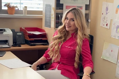 Petra Me&scaron;trić za Žena.hr: Voda s limunom na prazan želudac, znanost ili mit?