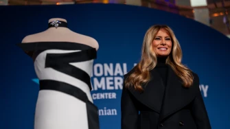 Melania Trump donirala haljinu s inauguracije muzeju: 'Ovo je povijesni trenutak'