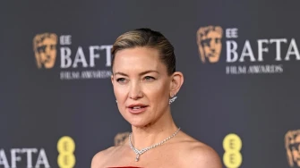 Dva izvrsna outfita: Kate Hudson očarala je ovim haljinama, koja vam je bolja?