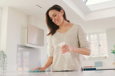 Prirodna sredstva za či&scaron;ćenje: Vodič za blistav dom bez kemikalija