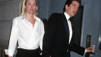 Komadi koje mora&scaron; imati ako voli&scaron; stil Carolyn Bessette-Kennedy