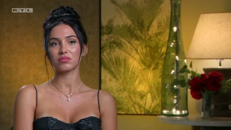 Prijateljice bi mogle postati suparnice, jedan potez će presuditi: 'Ne zanima ga, nebitna je!'