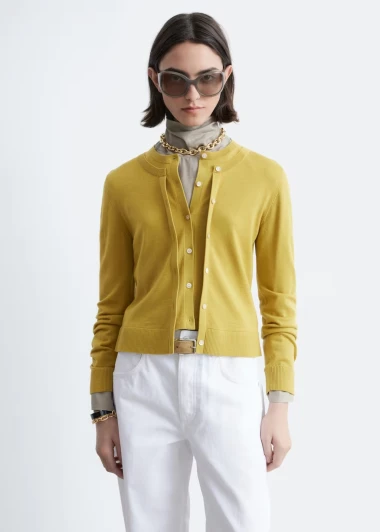 Kardigani su opet u fokusu: Ovog proljeća nosimo boje i uzorke