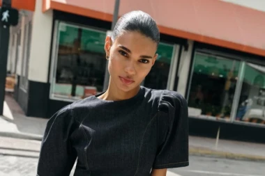 Traper haljine kao favorit: Ležeran komad koji se vraća svake sezone