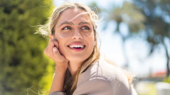 Horoskop za petak: Ribe neće biti zadovoljne na poslu, lavove čeka novi poslovni ugovor