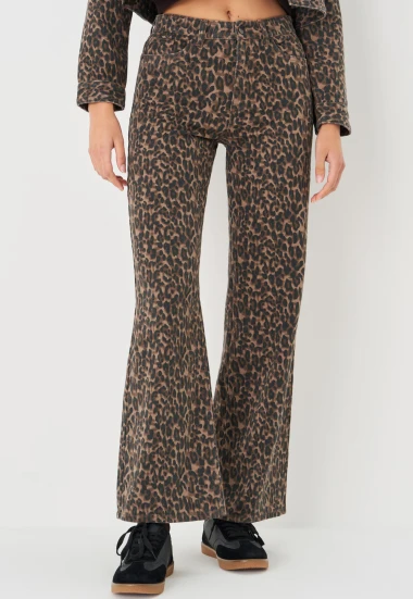 Traperice s uzorkom modni su komad koji trebate ovog proljeća