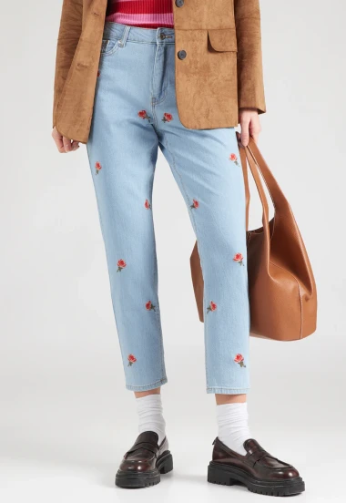 Traperice s uzorkom modni su komad koji trebate ovog proljeća