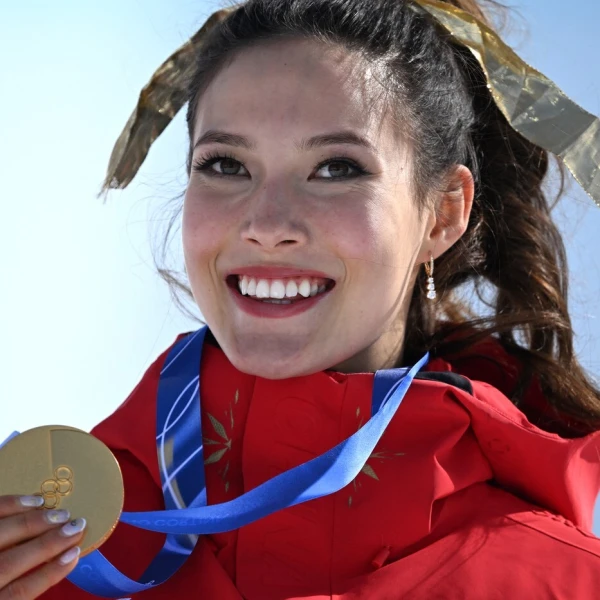 Tko je Eileen Gu? Ledena princeza koja je pokorila svijet sporta i mode