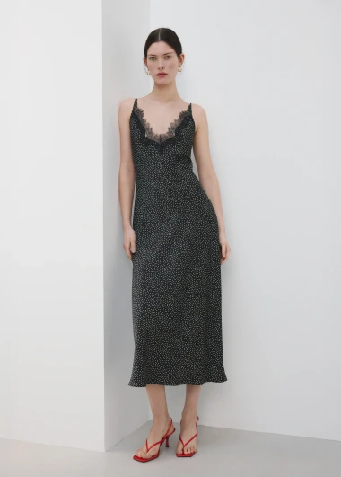 Slip haljine, spoj romantike i seksepila: Ovo su na&scaron;i high street favoriti