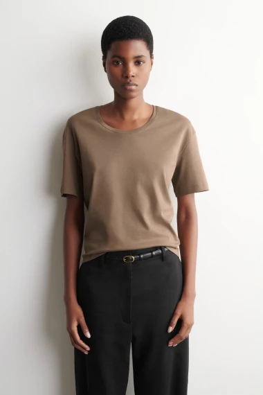 Jedan komad, bezbroj outfita: Majice kratkih rukava su must-have i ove sezone