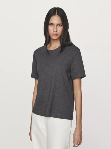 Jedan komad, bezbroj outfita: Majice kratkih rukava su must-have i ove sezone