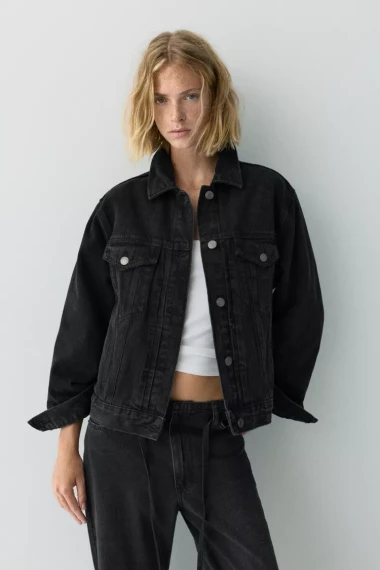 Traper jakne opet vladaju modnom scenom: Od klasike do oversized modela