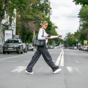 Zaboravi na klasične cipele: Ove tenisice su savr&scaron;ene za poslovne kombinacije