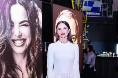 Severina u bijelom izdanju podržala plemenitu akciju, a svi su gledali u njezinu neobičnu torbicu