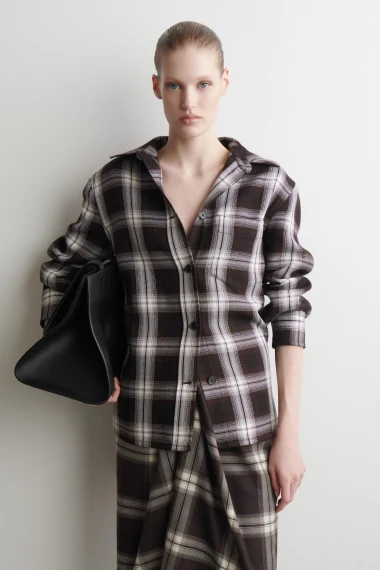 Povratak omiljenog uzorka: Karirane ko&scaron;ulje opet su u sredi&scaron;tu modnih trendova