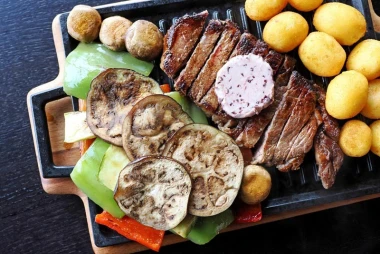 Gastro doživljaj Fru&scaron;ke Gore: Od domaćih u&scaron;tipaka do trendy okusa vojvođanske Toskane