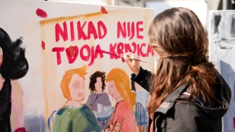 L&rsquo;Or&eacute;al Paris kampanjom 'Stand Up' pretvorio Cvjetni trg u prostor solidarnosti i akcije