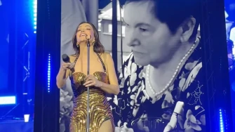 Crno i zlatno: Severina u genijalnom outfitu rastopila publiku za Dan žena