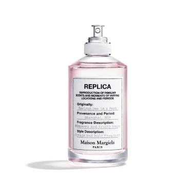 Mirisi koji nikad ne razočaraju: Parfemi savr&scaron;eni za proljetne dane