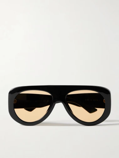 Shield sunčane naočale novi su trend: Futuristički model već nose brojne trendseterice