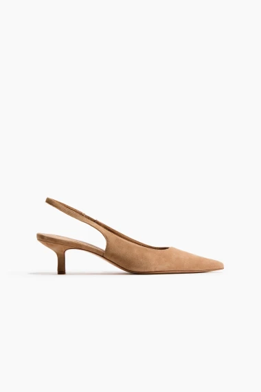 Bež salonke novi su modni favorit: Ovog proljeća nose se umjesto crnih &scaron;tikli