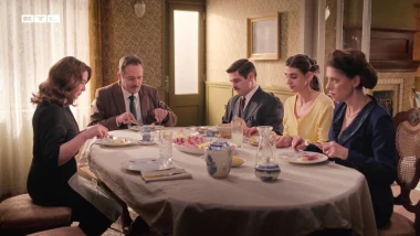 Katarina se želi suočiti sa Zorom i otkriti joj &scaron;okantnu tajnu: 'Nikola ti je možda rođak!'