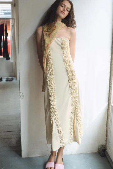 Proljetne haljine iz Zare koje izgledaju luksuzno, a ko&scaron;taju manje od 40 eura