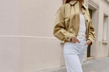 Bezvremenski komad za toplije dane: Bijele traperice u proljetnom izdanju