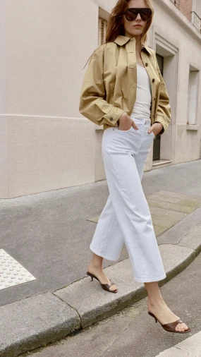 Bezvremenski komad za toplije dane: Bijele traperice u proljetnom izdanju